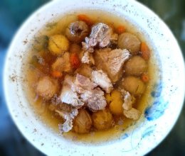 板栗龙骨枸杞汤的做法