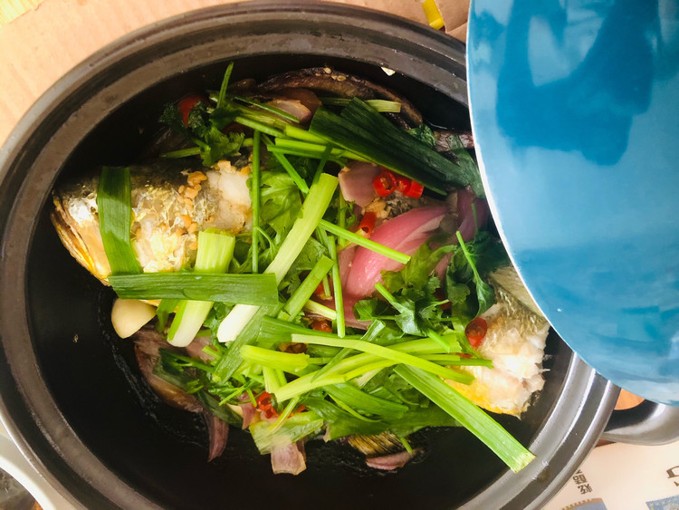 砂锅黄花鱼的做法