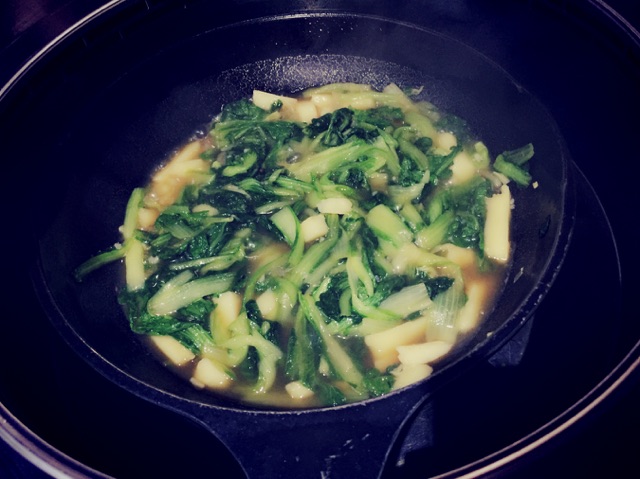土豆条炖小白菜的做法图解1