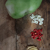 酸辣萝卜的做法图解1