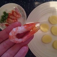 北极虾试用—日本豆腐蒸虾仁的做法图解4