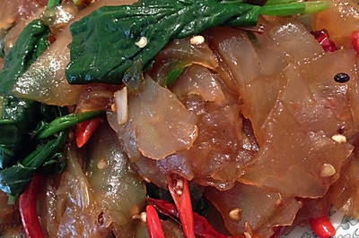 菠菜炒粉皮