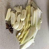 #菜油就选外婆乡，新鲜开榨抢先尝#东北家常炒酸菜的做法图解4