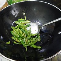 青菜炒豆皮的做法图解4