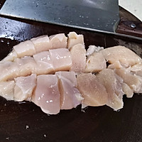 减脂鸡胸肉饼的做法图解1