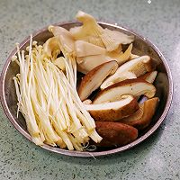 杂菇牛肉丸汤的做法图解1