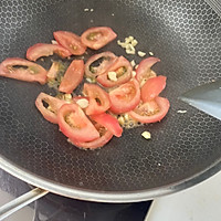 西紅柿炒菜花的做法图解3