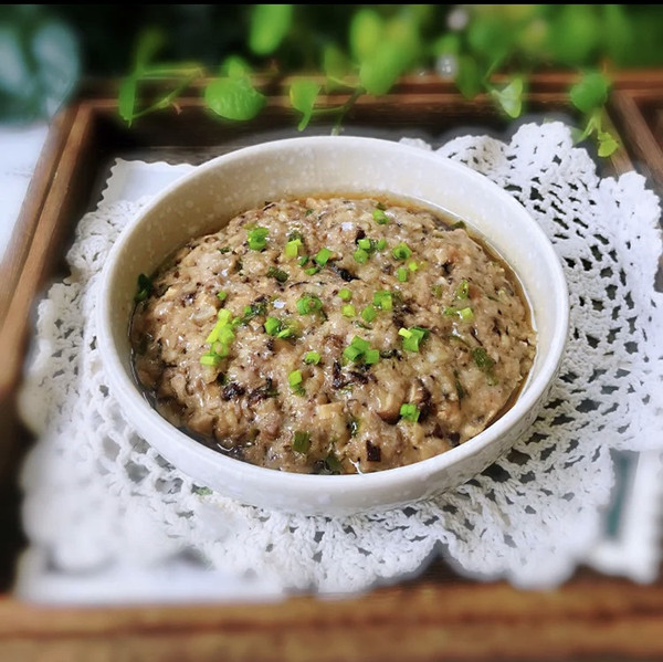 马蹄香菇蒸肉饼