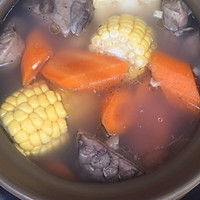 红萝卜猪肺汤的做法图解3