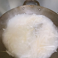 萝卜丝鲫鱼汤的做法图解10