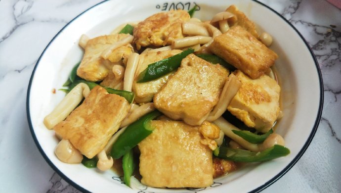 海鲜菇烧豆腐