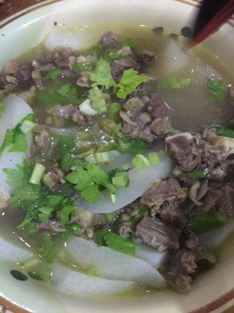 牛腩煲萝卜的做法