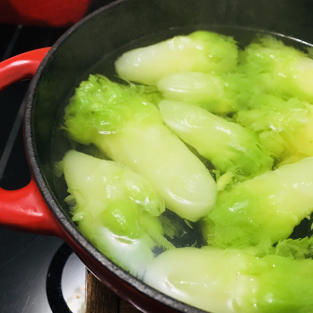 Boiled baby cabbage