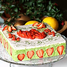 “心”意装进蛋糕--春日清新的抹茶草莓慕斯#豆果5周年#