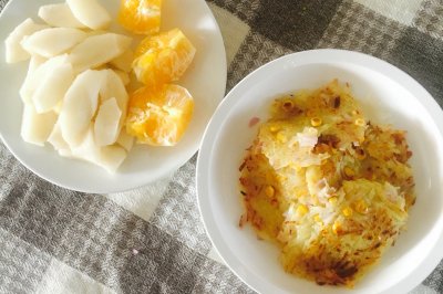 玉米粒土豆饼。