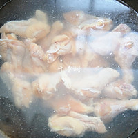 红烧鸡翅根 肉嫩鲜香 连汤汁都会被拌上米饭吃光光的做法图解3