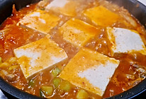 #美食说出“新年好”# 韩式五花肉泡菜锅的做法