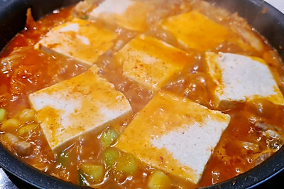 韩式五花肉泡菜锅
