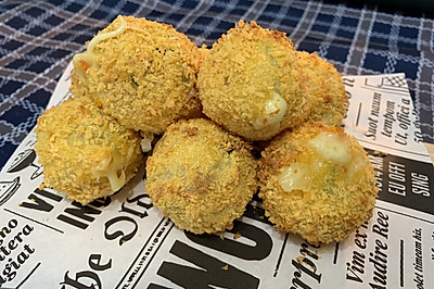 爆浆土豆芝士丸