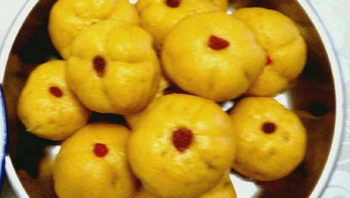 南瓜豆沙包