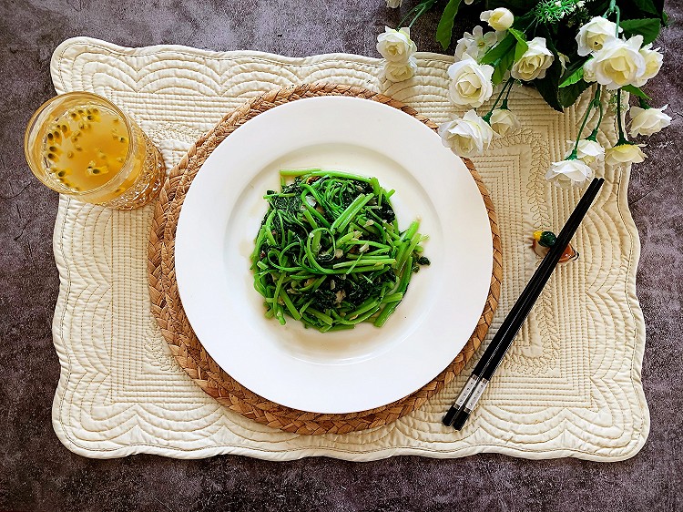 蒜蓉绿苋菜的做法