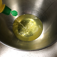 细腻柔软的可可原味双色戚风蛋糕 ukoeo高比克风炉的做法图解5