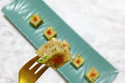 美食锅出品：补铁补钙猪肉小方