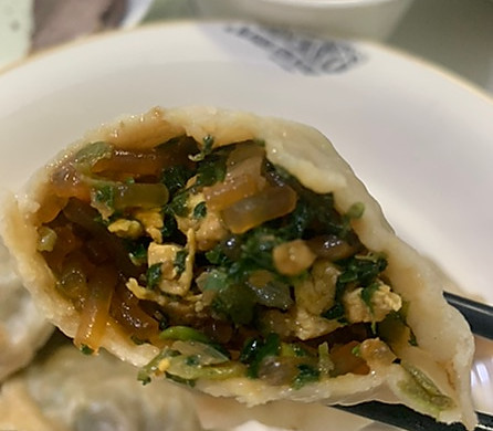 小白菜鸡蛋粉条虾仁蒸饺
