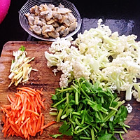 【家常炒蛤肉】的做法图解2