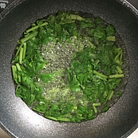 芹菜炒胡萝卜的做法图解4