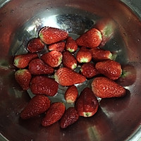简易版草莓奶油派的做法图解2