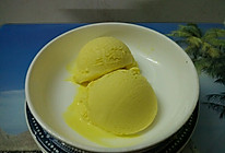 不用加蛋的——芒果椰子冰淇淋的做法