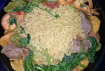 咖喱水饺鲜虾培根面的做法