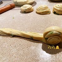 一学就会的葱油饼的做法图解17