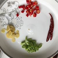 洋葱炒牛肉的做法图解2