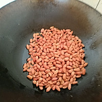 家常菜_盐炒花生米的做法图解3