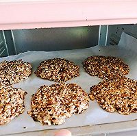 香蕉燕麦饼！的做法图解5