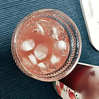 桃桃莓莓气泡酒的做法图解2
