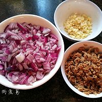 洋葱菜圃肉酱的做法图解4