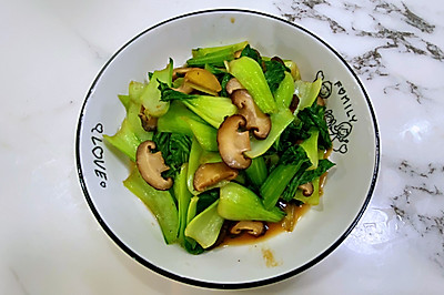 【孕妇食谱】一分钟学会香菇炒上海青，好看好吃又营养～