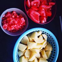 土豆炖牛腩的做法图解2
