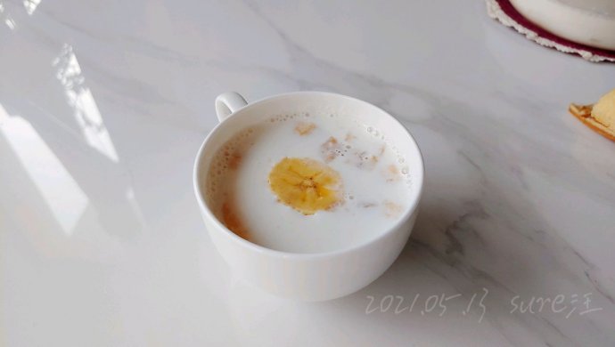 双味香蕉热牛奶