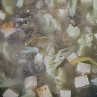 大喜大牛肉粉之海蜊豆腐汤的做法图解3