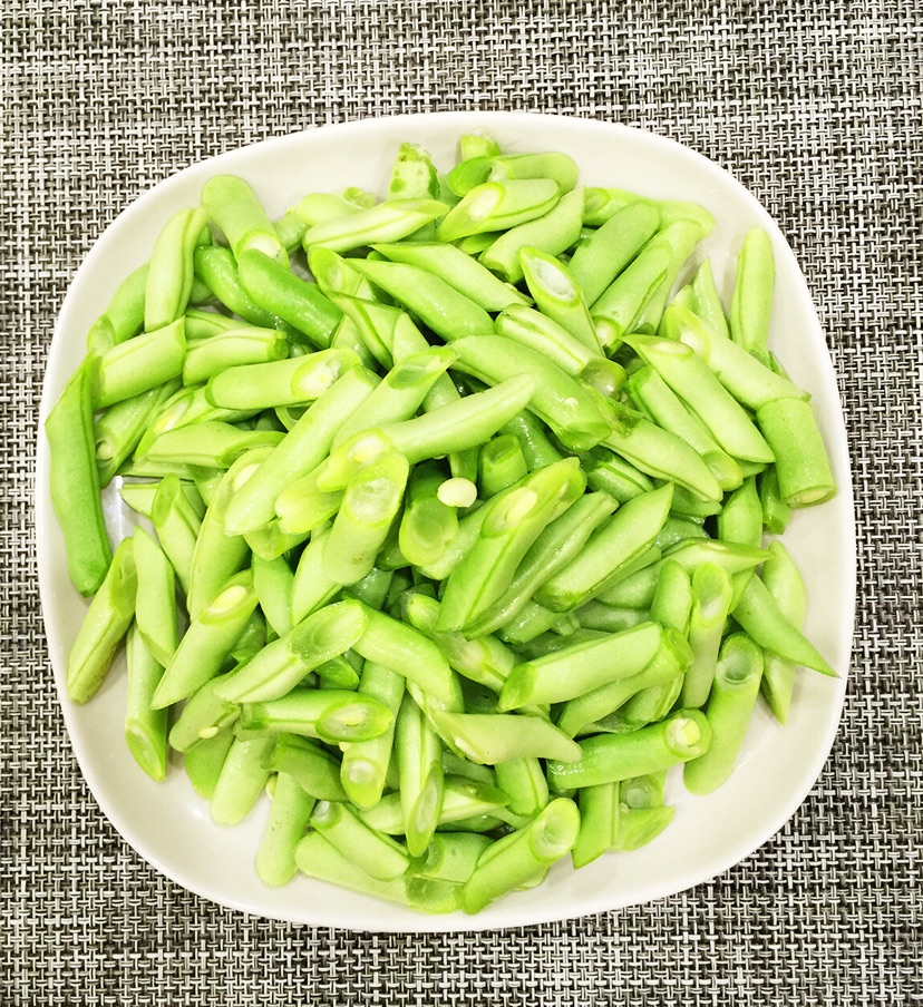 橄榄菜炒四季豆的做法图解1