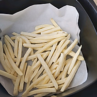 追剧零食咸蛋黄薯条的做法图解2