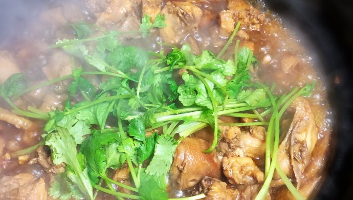 沙姜鸡煲