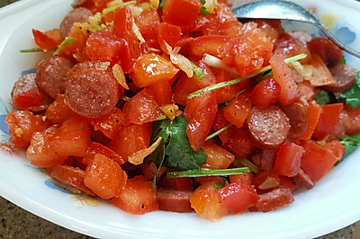 番茄臘腸沙拉