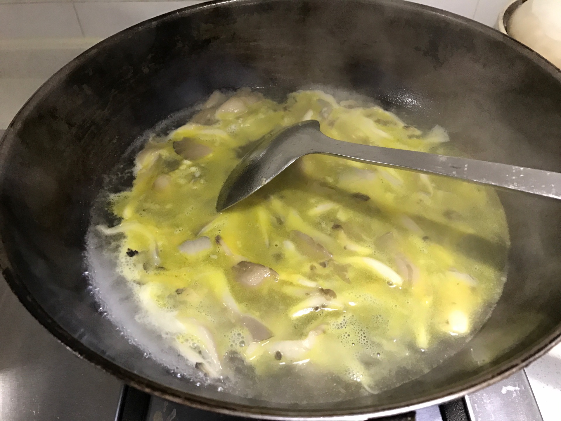 平菇鸡蛋汤怎么做_平菇鸡蛋汤的做法_豆果美食