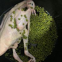 绿豆老鸽祛痘汤的做法图解3