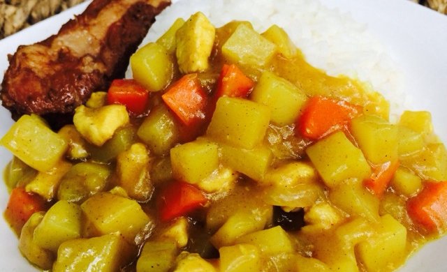 咖喱饭（鸡肉土豆版）